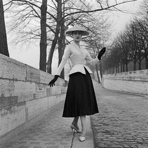 christian dior during ww2|Christian Dior new look meaning.